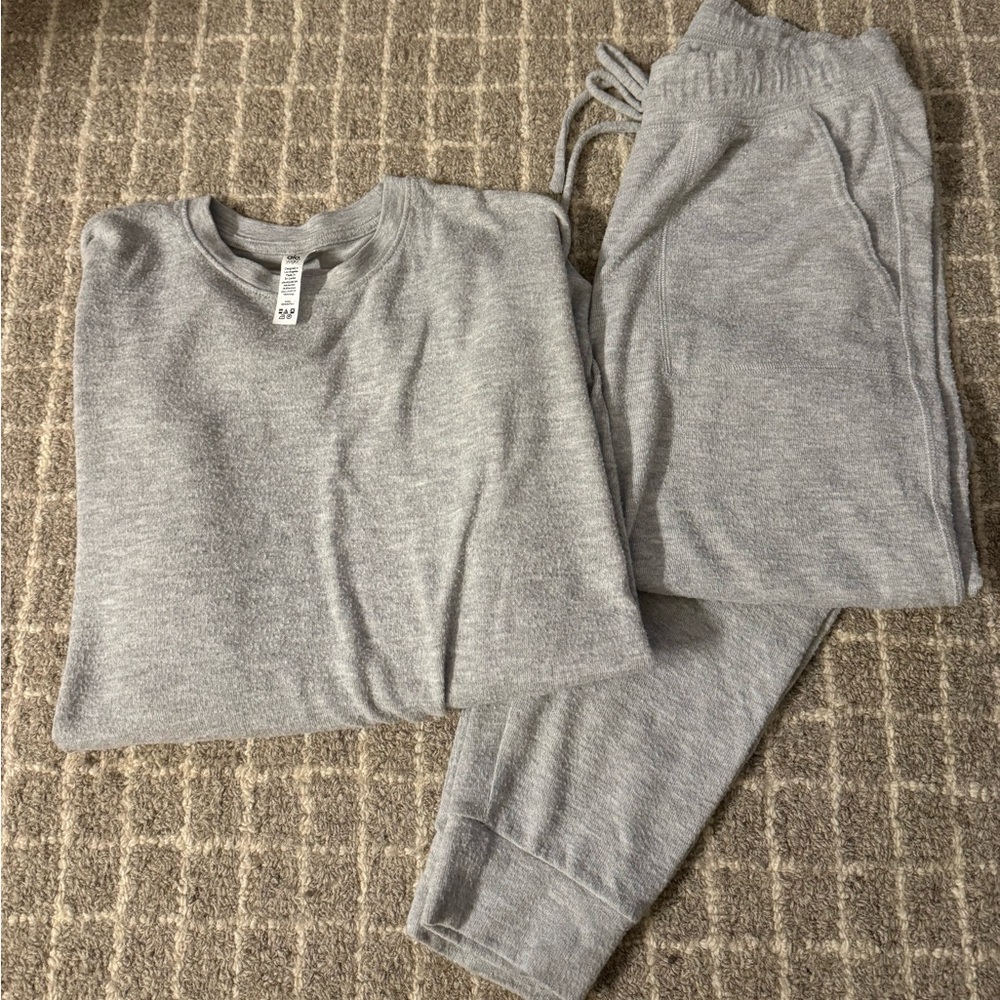 Alo Grey Jogger Set
